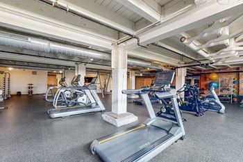 24/7 Fitness center